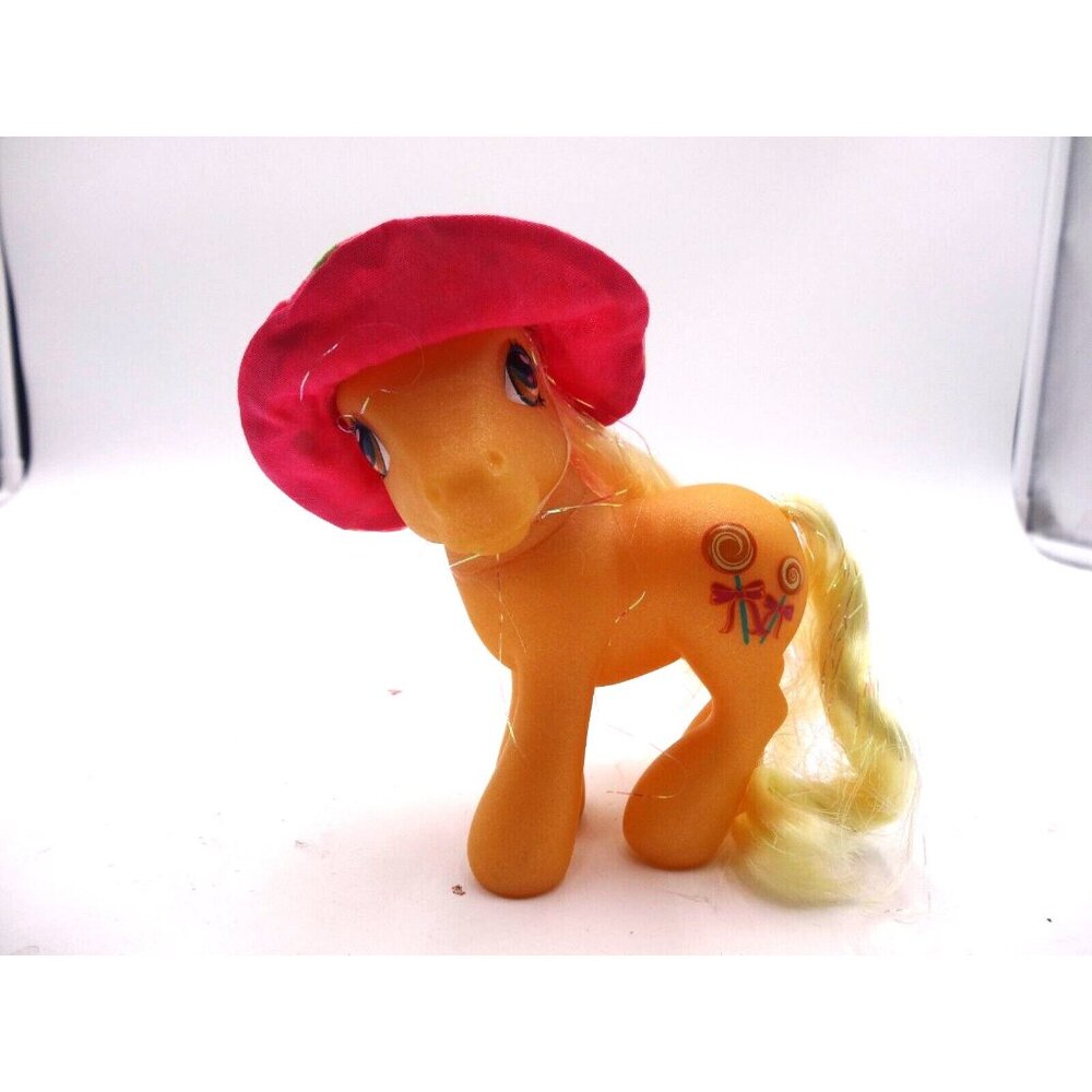 My Little Pony Berry Picking‎ Fun  Butterscotch  Hasbro  With Hat G3 2002
